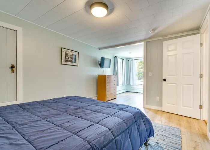 Conveniently Located Old Forge Condo Near Downtown